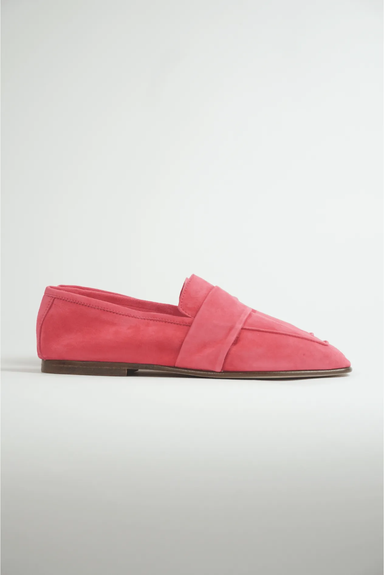 Art. 06 Loafer in Suede Fuchsia